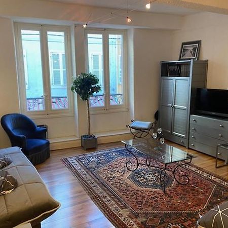 Hyper Centre Apartment Chambery Luaran gambar